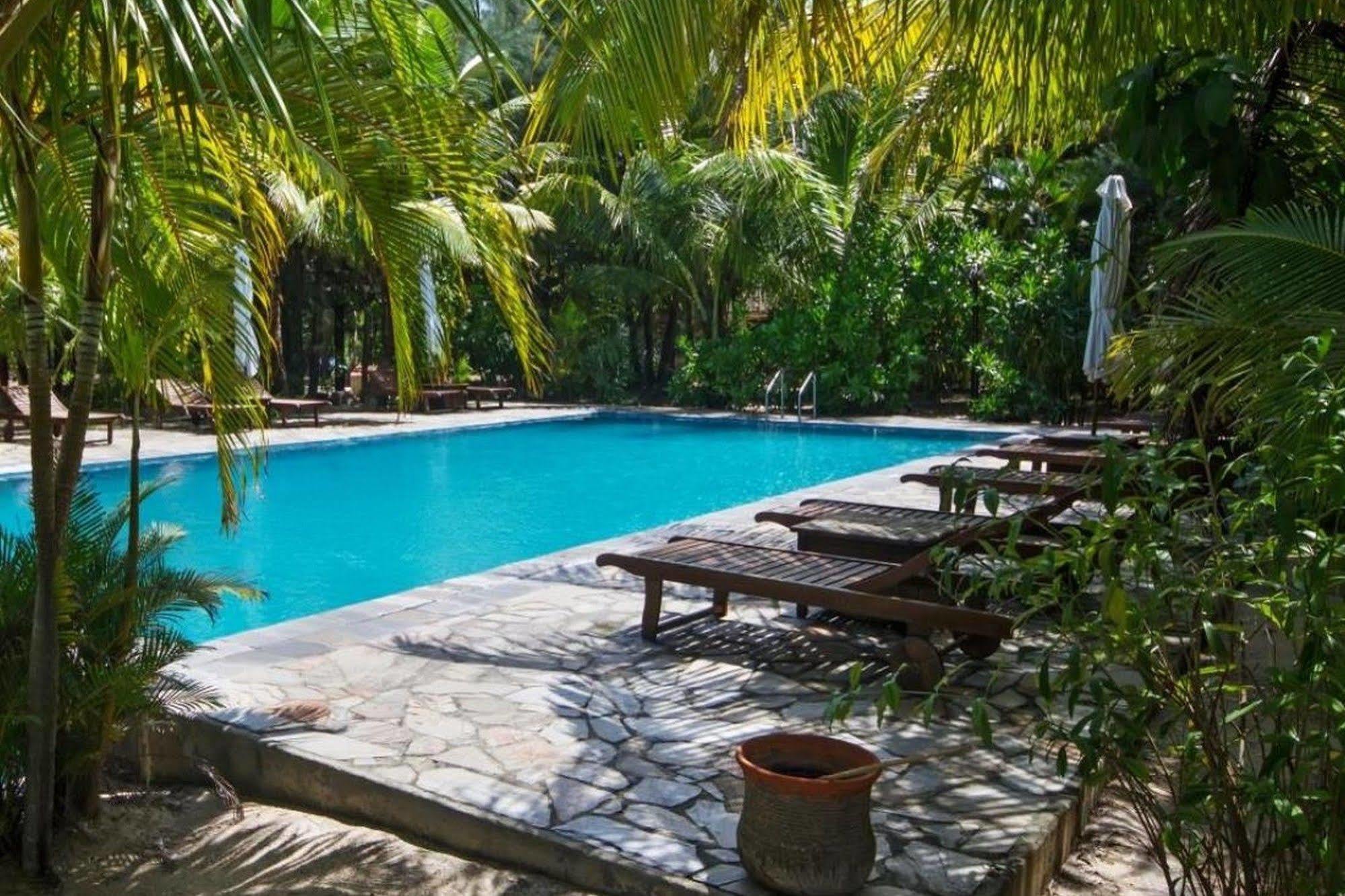 Le Domaine De Tam Hai Resort An Hoa Exteriör bild